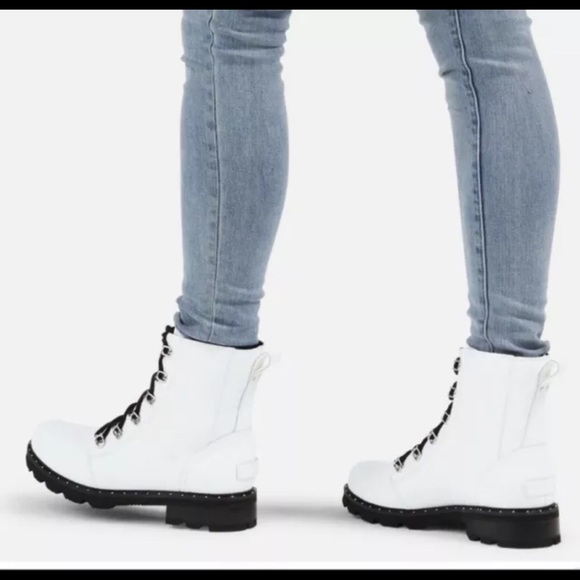 Sorel Shoes - Sorel Lennox Waterproof Boot White Sz 6 WORN ONCE! Look brand new!